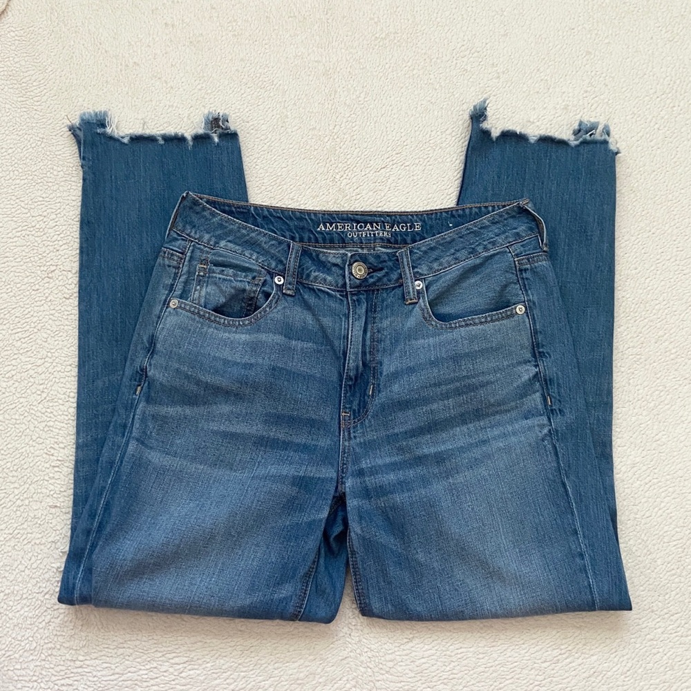 American Eagle Hi-Rise Tomgirl Jeans - Picture 3 of 16